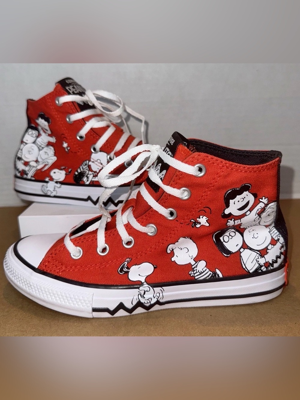 Peanuts Red High-Top Kids Converse All star Sneakers with Character Graphics